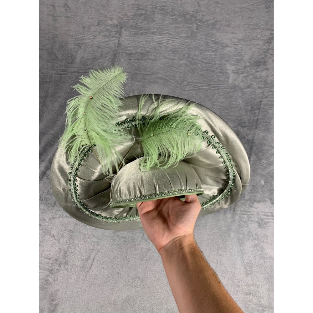 J.f.y Collection New York Womens Green Church Derby Hat Feathers Feather Ruched